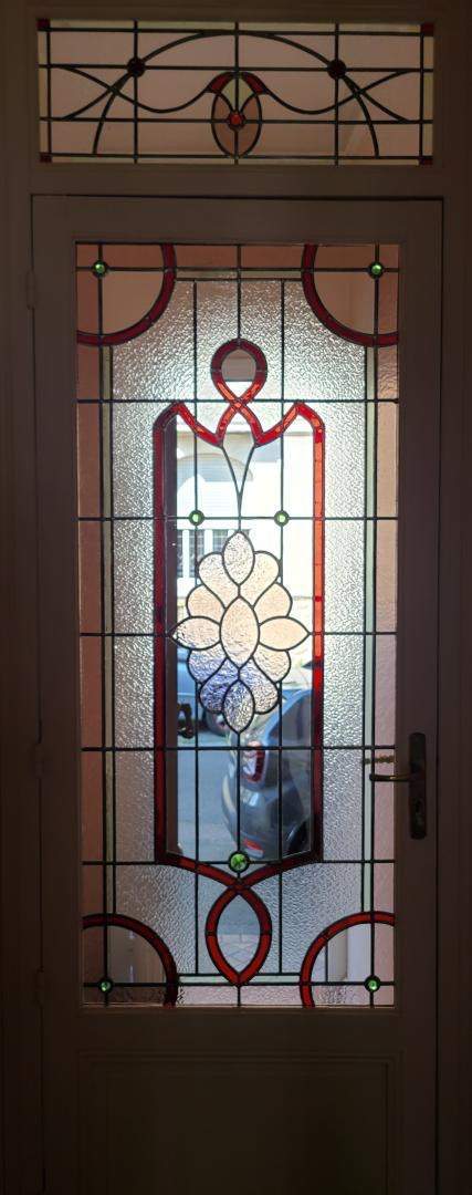Conception et pose vitrail pour entrée maison Villenave-d'Ornon