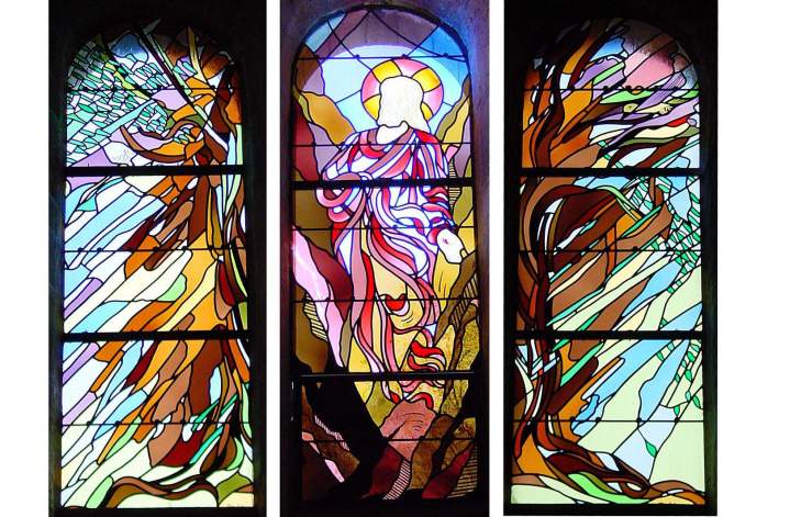 Création vitraux pour églises et édifices religieux Villenave‑d'Ornon 