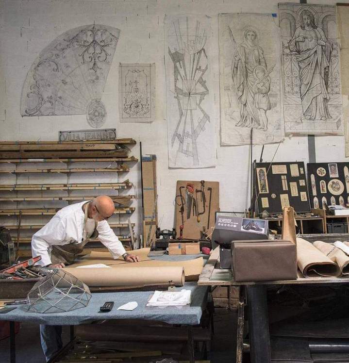 Artisan vitrailliste talentueux et créatif Villenave-d'Ornon